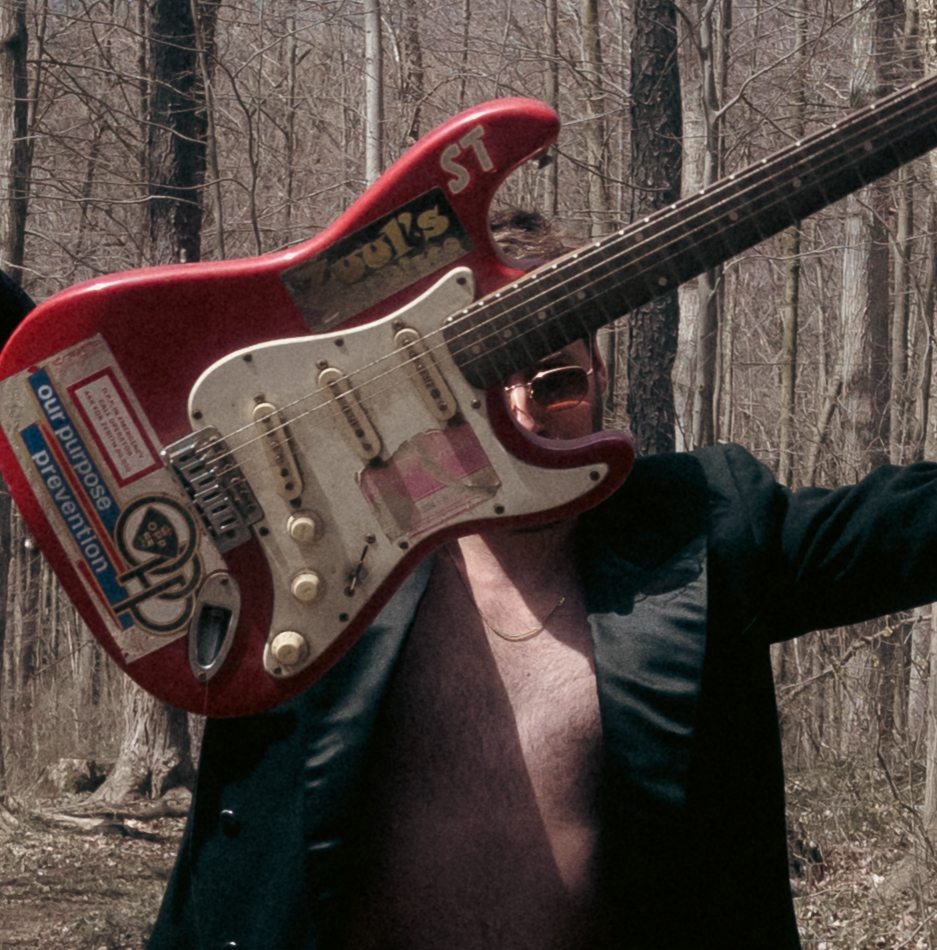 Uncle G (Graeme Shaw) music promo portrait by Mike Mala